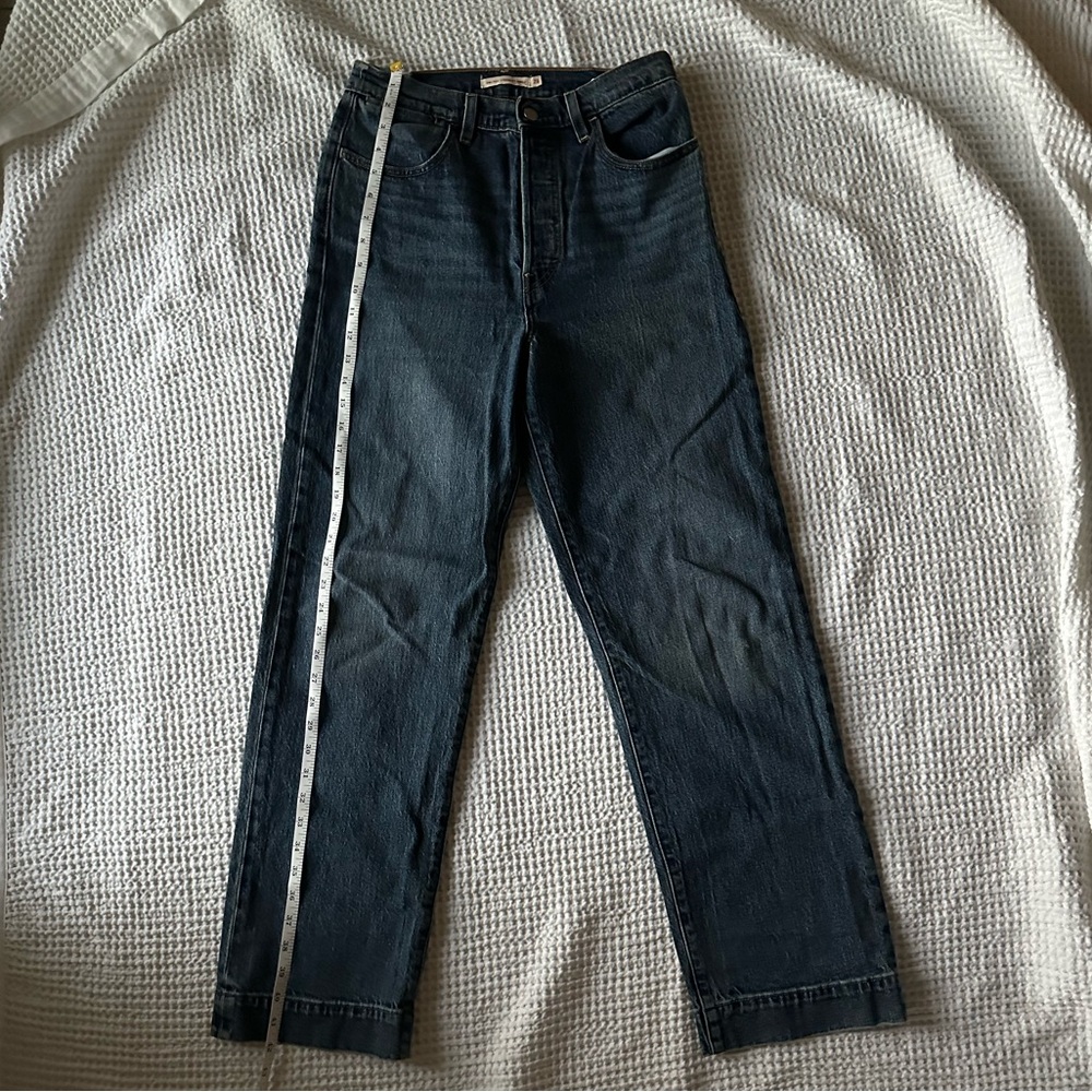 Levi’s Ribcage Straight Ankle Jeans - Picture 2 of 10